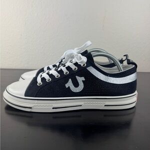 True Religion Addilyn Shoes size 10